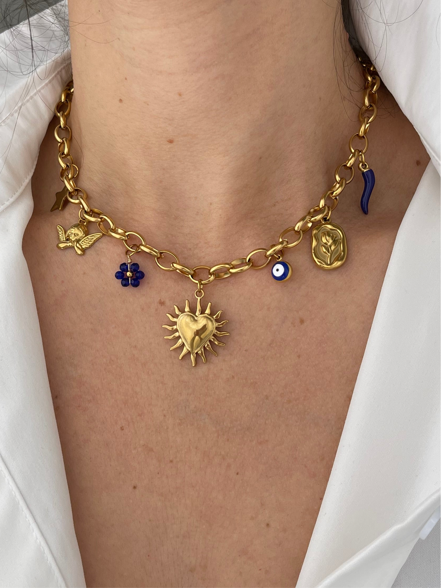 Collier Salvador